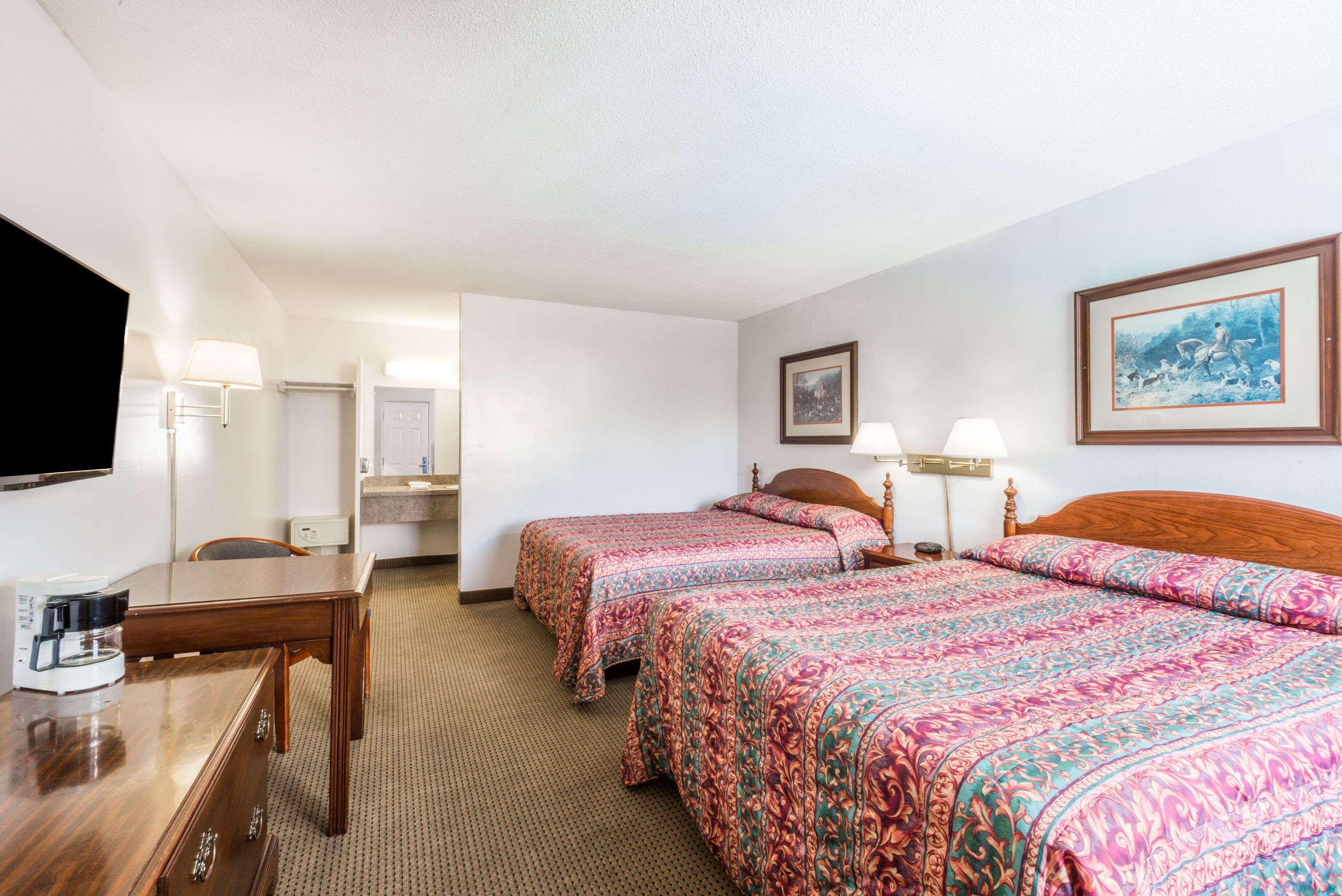 Travelodge By Wyndham Cape Cod Area West Dennis Exteriör bild