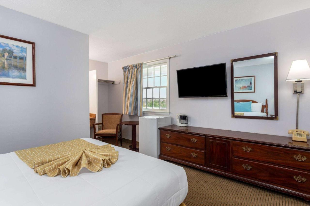 Travelodge By Wyndham Cape Cod Area West Dennis Exteriör bild