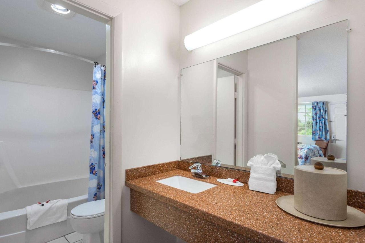 Travelodge By Wyndham Cape Cod Area West Dennis Exteriör bild